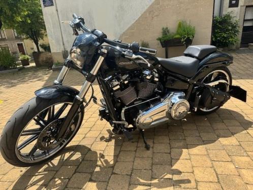 Harley Davidson BREAKOUT 114 (ABS), Motoren, Motoren | Harley-Davidson, Particulier, Chopper, meer dan 35 kW, 4 cilinders, Ophalen