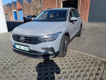 VW tiguan dsg,carrat versie,31000km,super uitgerust beschikbaar voor biedingen
