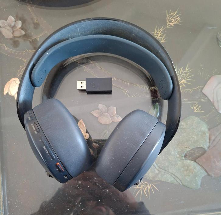 Casque Sony Playstation 5 Pulse 3d +++++++ impecc, Games en Spelcomputers, Spelcomputers | Sony PlayStation 5, Zo goed als nieuw