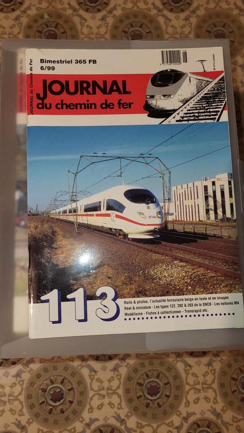 Partij kranten in de trein (jaren 2006-2007) - nr. 113 tot 1, Boeken, Vervoer en Transport, Zo goed als nieuw, Trein