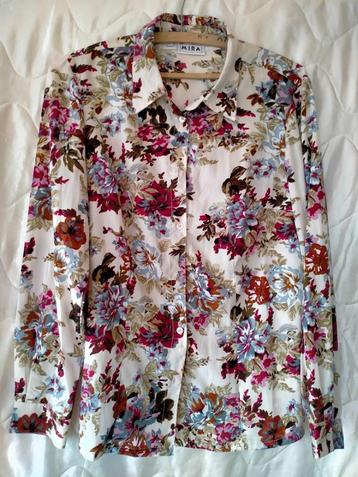 Damesbloes met bloemendessin,bordeaux+andere kleuren;maat:42 beschikbaar voor biedingen