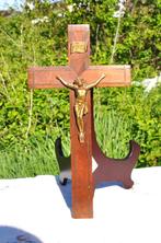 crucifix bois et regule cuivré, Antiek en Kunst, Antiek | Religieuze voorwerpen, Ophalen of Verzenden