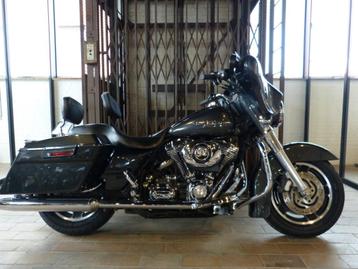 Harley-Davidson Touring FLHX Street Glide (bj 2007) beschikbaar voor biedingen