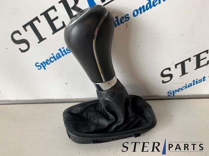 Enveloppe levier de vitesse d'un Mercedes C-Klasse, Autos : Pièces & Accessoires, Habitacle & Garnissage, Mercedes-Benz, Utilisé