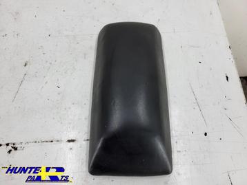 Armsteun midden Volvo 850/V70/S70/C70 ('91-'96) beschikbaar voor biedingen