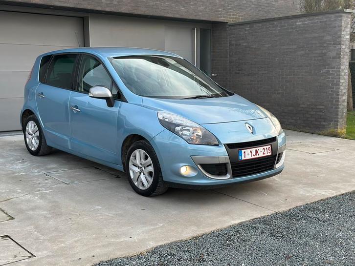 Renault Scenic 120km Déjà prête à immatriculer !, Autos, Renault, Particulier, Scénic, Essence, Euro 5, Enlèvement