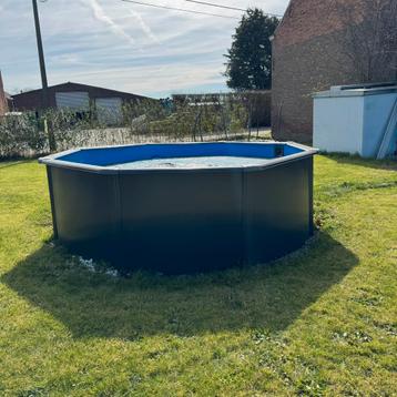 Piscine Gré, Enlèvement