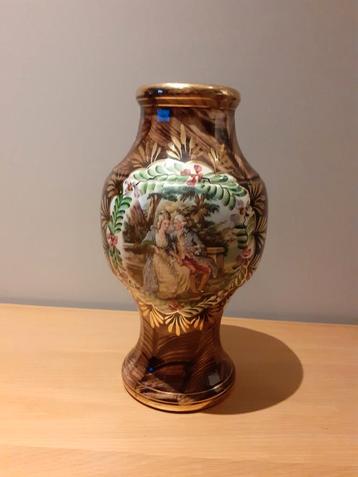 Vaas Hubert Bequet Quaregnon beschikbaar voor biedingen