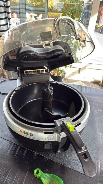 Seb actifry nieuwe staat 1550 watt beschikbaar voor biedingen