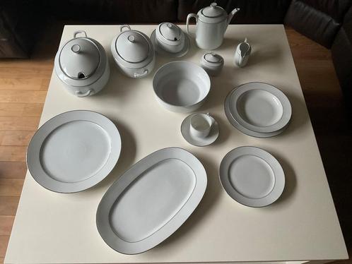 Compleet servies HUTSCHENREUTHER 1814 met zilveren randje, Antiek en Kunst, Antiek | Servies compleet, Ophalen