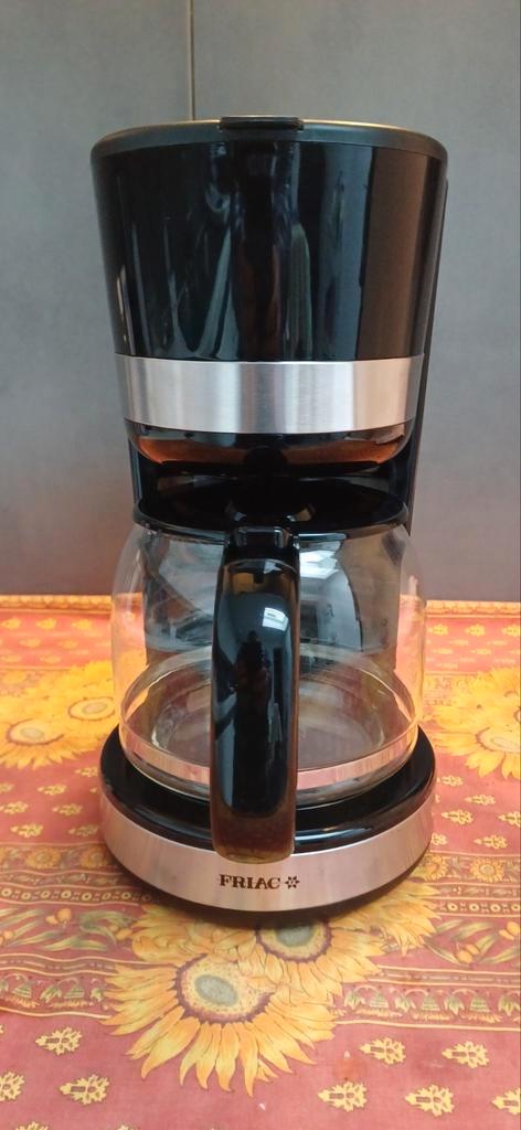 FRIAC KOFFIEZETAPPARAAT ZO GOED ALS NIEUW INHOUD 1,50 LITER, Elektronische apparatuur, Koffiezetapparaten, Ophalen