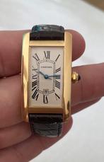 Cartier Tank Américaine, Handtassen en Accessoires, Horloges | Dames, Overige merken, Goud, Zo goed als nieuw, Polshorloge
