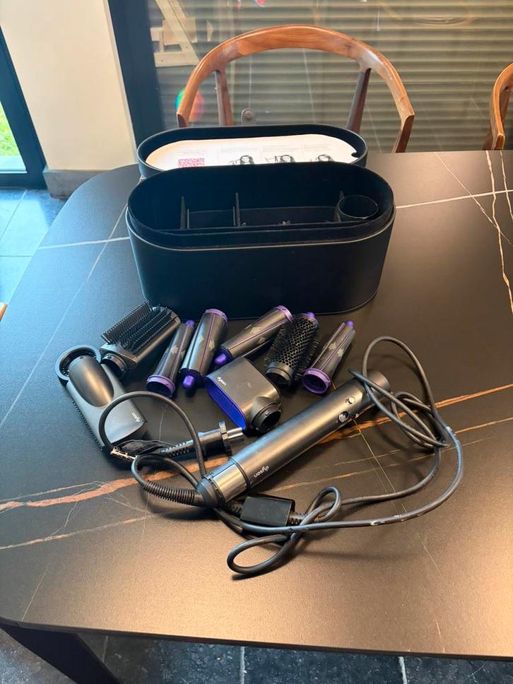 Dyson airwrap, Handtassen en Accessoires, Uiterlijk | Haarverzorging, Gebruikt, Ophalen
