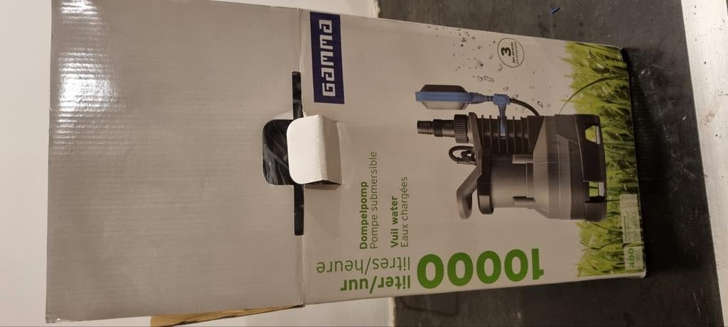 Dompelpomp, slechts 3x gebruikt, Doe-het-zelf en Bouw, Ophalen, Zo goed als nieuw