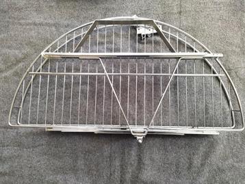 Panier tourniquet pour meuble de cuisine

 beschikbaar voor biedingen