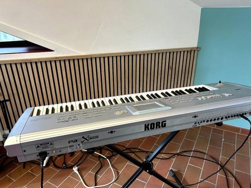 Korg Pa1X PRO Entertainer Workstation, Muziek en Instrumenten, Keyboards, Gebruikt, 76 toetsen, Korg, Aanslaggevoelig, Met standaard