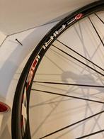 Koers wielen in goede staat + onderdelen voor koers fiets ., Fietsen en Brommers, Ophalen, Gebruikt