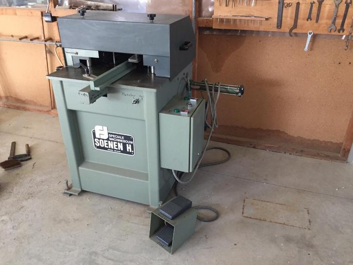 Machines, Doe-het-zelf en Bouw, Gereedschap | Zaagmachines, Zo goed als nieuw, Overige typen, Ophalen