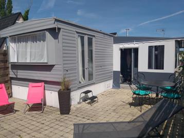 caravane + auvent attenant à vendre à Nieuport, Jusqu'à 5