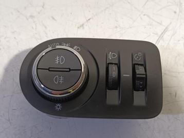 LICHTSCHAKELAAR Opel Astra K (01-2015/12-2022) (39050757) beschikbaar voor biedingen