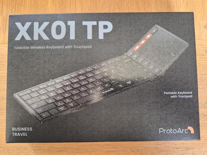 toetsenbord bluetooth AZERTY met touchpad opvouwbaar, Computers en Software, Toetsenborden, Zo goed als nieuw, Azerty, Draadloos