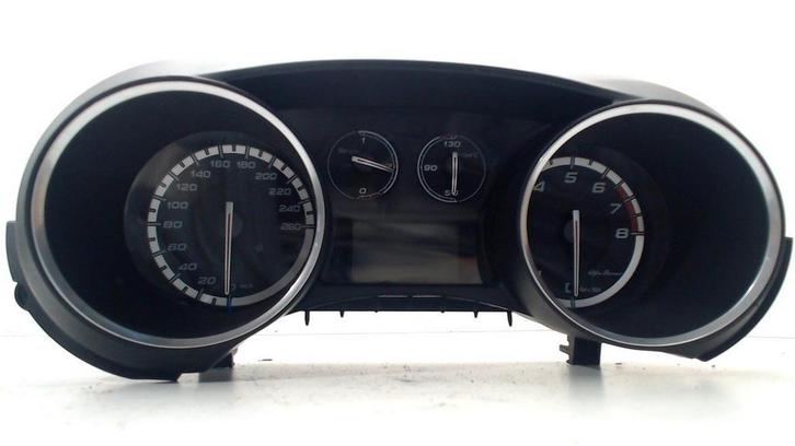 Cockpit Alfa Romeo Giulietta, Autos : Pièces & Accessoires, Tableau de bord & Interrupteurs, Alfa Romeo, Autres marques automobiles