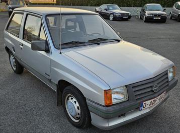 Opel Corsa 1.2 Luxus oldtimer 1983 benzine beschikbaar voor biedingen