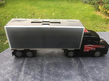 Autotransporter/ opbergtruck beschikbaar voor biedingen