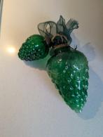 Antieke Duitse kerstballen druiventros, Ophalen