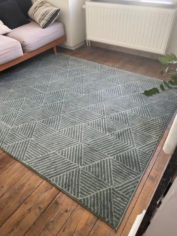 tapijt beschikbaar voor biedingen