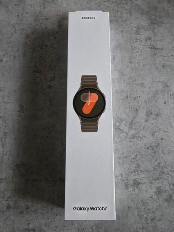 Samsung Galaxy Watch 7 ***Sealed box/ Nieuw***40mm beschikbaar voor biedingen