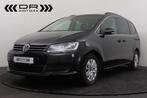 Volkswagen Sharan 1.4 TSI 6PL-PANO - LEDER - TREKHAAK, Autos, Volkswagen, 0 kg, Euro 5, Achat, Entreprise