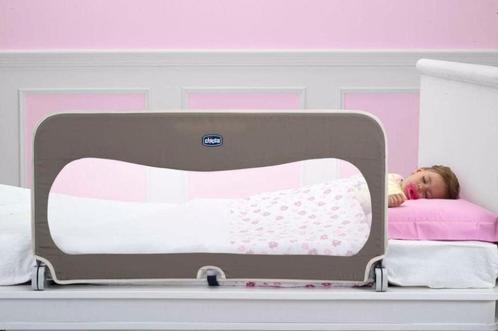 Barrière De Lit Chicco 135 cm, Enfants & Bébés, Barrières, Comme neuf, Barrière de sécurité, Autres matériaux, 115 cm ou plus