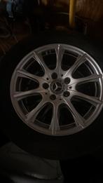 Jantes d'origine Mercedes avec pneus, Autos : Pièces & Accessoires, Pneus et Jantes, 4 Saisons, 16 pouces, Véhicule de tourisme