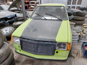Opel corsa 4 deurs beschikbaar voor biedingen