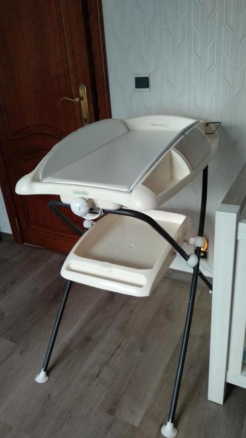 Verschoontafel op opvouwbare staander bebeconfort, Kinderen en Baby's, Badjes en Verzorging, Aankleedkussen, Standaard, Ophalen