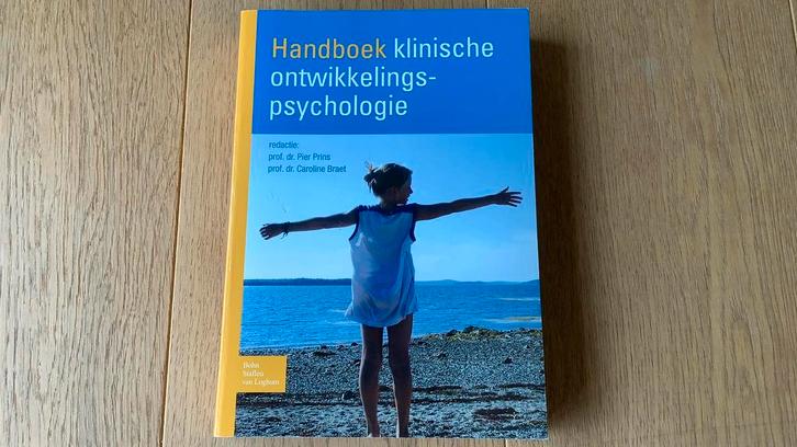 P.J.M. Prins - Handboek Klinische Ontwikkelingspsychologie, Boeken, Wetenschap, Zo goed als nieuw, Ophalen of Verzenden
