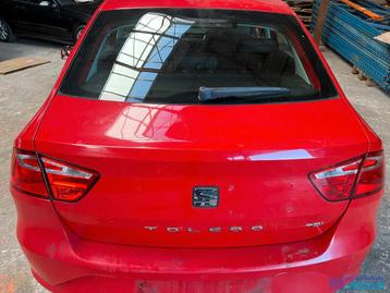 SEAT TOLEDO 4 rood achterklep 2012-2019 beschikbaar voor biedingen
