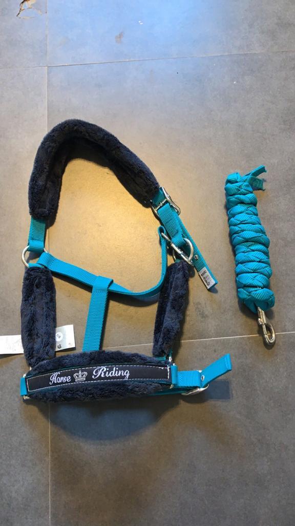Paardenspullen (halsters + dekje), Dieren en Toebehoren, Paarden en Pony's | Hoofdstellen en Tuigage, Zo goed als nieuw, Ophalen of Verzenden