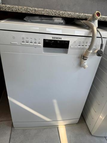 Lave-vaisselle, Enlèvement, Utilisé, 45 à 60 cm, Autoportant