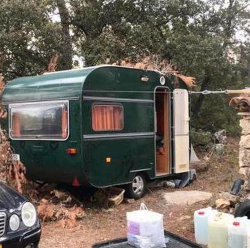 Caravan te huur op eigen terrein in zuid Frankrijk, Immo, Buitenland, Overige soorten
