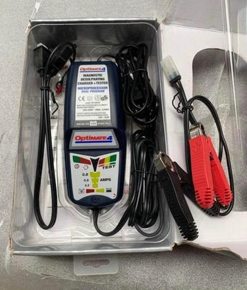 Oplader batterij  beschikbaar voor biedingen