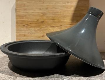 Tajine beschikbaar voor biedingen