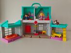 Maison Fisher Price Little People avec poupées et chien, Enlèvement, Comme neuf, Set de jeu, Sonore