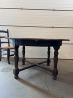 Antieke tafel met zes stoelen, Ophalen
