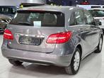 Mercedes-Benz B-CLASS 180 1.6i Auto Cuir Chauffants Clim Gps, Autos, Argent ou Gris, Achat, Entreprise, 5 places