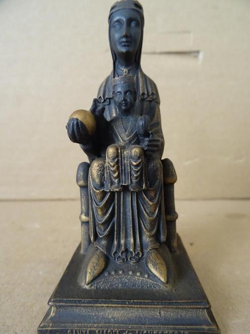 Mariabeeld Mariabeeldje Zwarte Madonna van Montserrat 9cm, Verzamelen, Religie, Zo goed als nieuw, Christendom | Katholiek, Beeld(je)