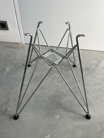 Origineel Vitra Eames DSR (Eifel) onderstel beschikbaar voor biedingen