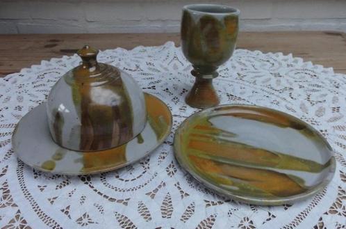 Vintage potterie set, stolpje, kelk, bordje, Hans Meeuwsen, Antiek en Kunst, Antiek | Keramiek en Aardewerk, Ophalen of Verzenden