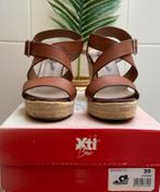 Sandales compensées marron brun camel - 39 - 15€, Vêtements | Femmes, Chaussures, Enlèvement